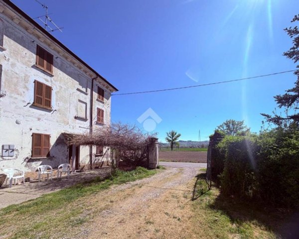 casa indipendente in vendita a Broni