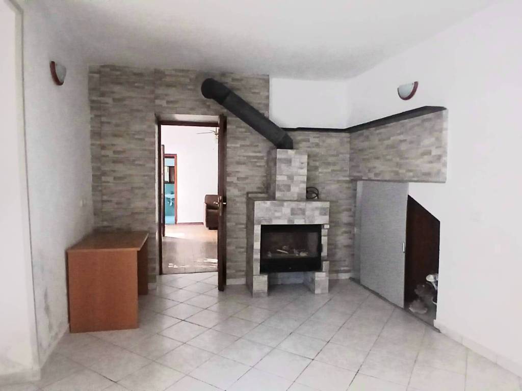 casa indipendente in vendita a Broni