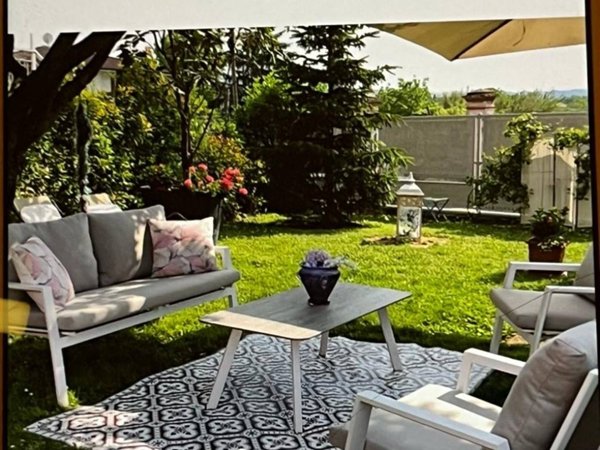 casa indipendente in vendita a Broni