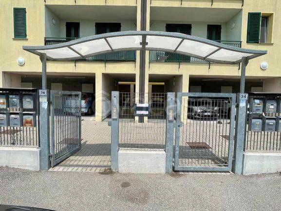 casa indipendente in vendita a Broni