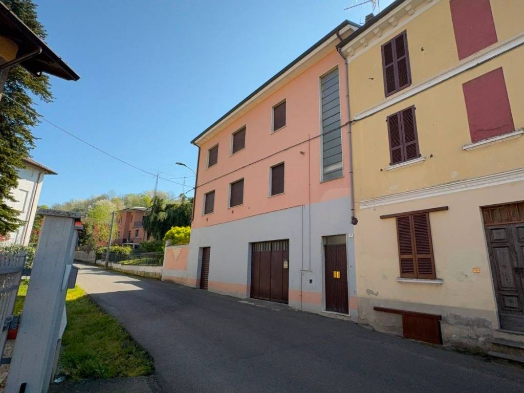casa indipendente in vendita a Broni