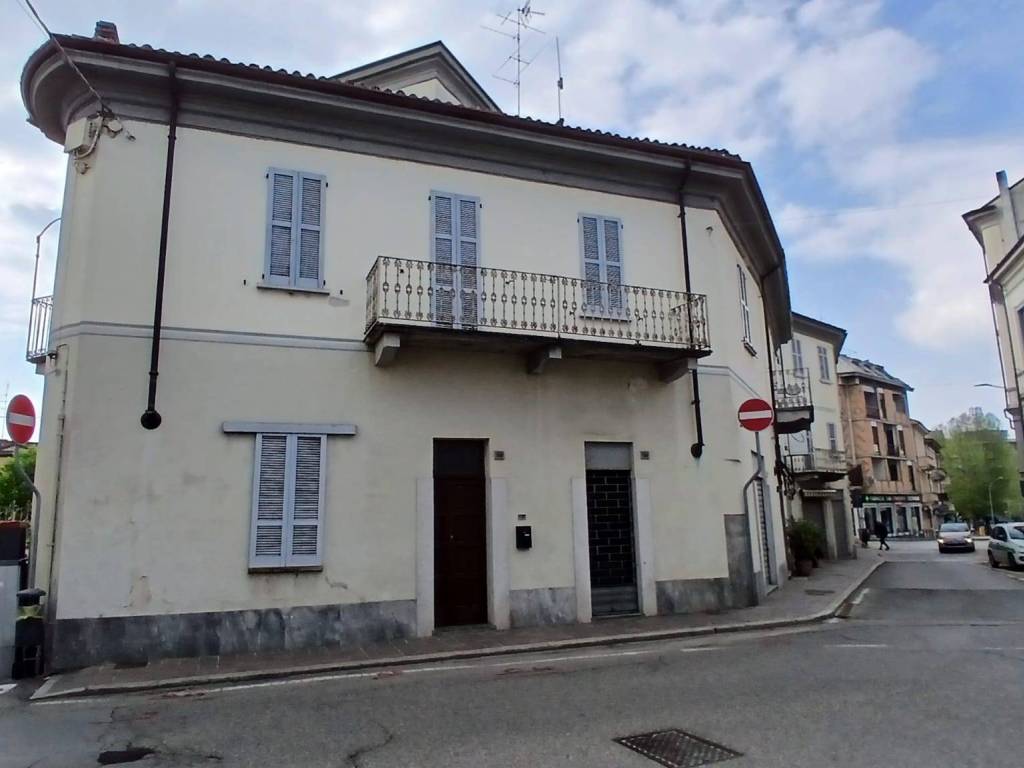 appartamento in vendita a Broni