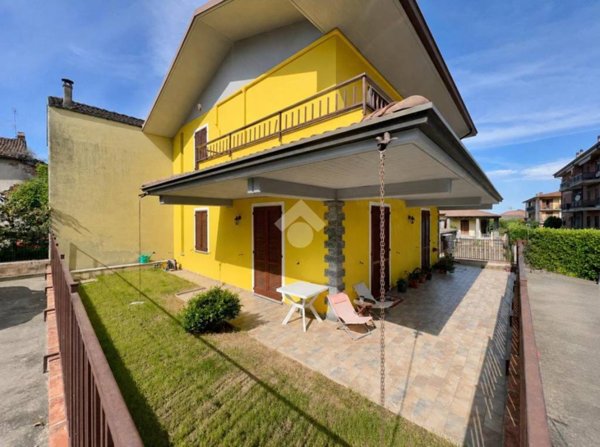 casa indipendente in vendita a Broni