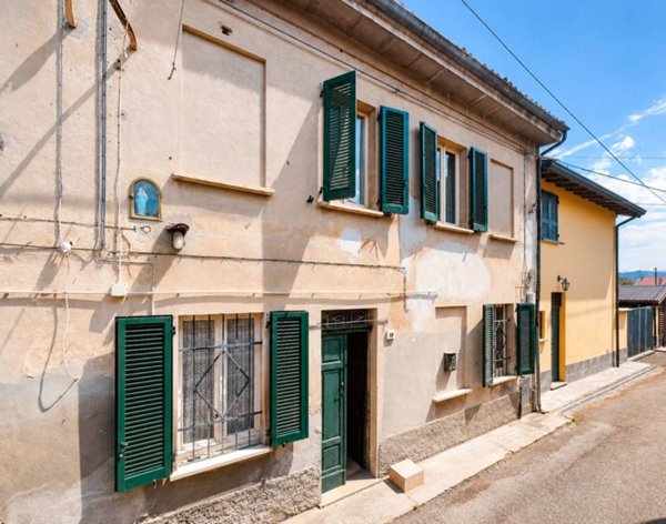 casa indipendente in vendita a Broni in zona Colombaia dei Ratti