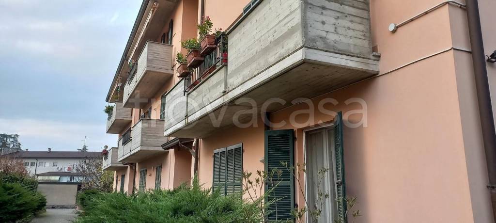 appartamento in vendita a Broni