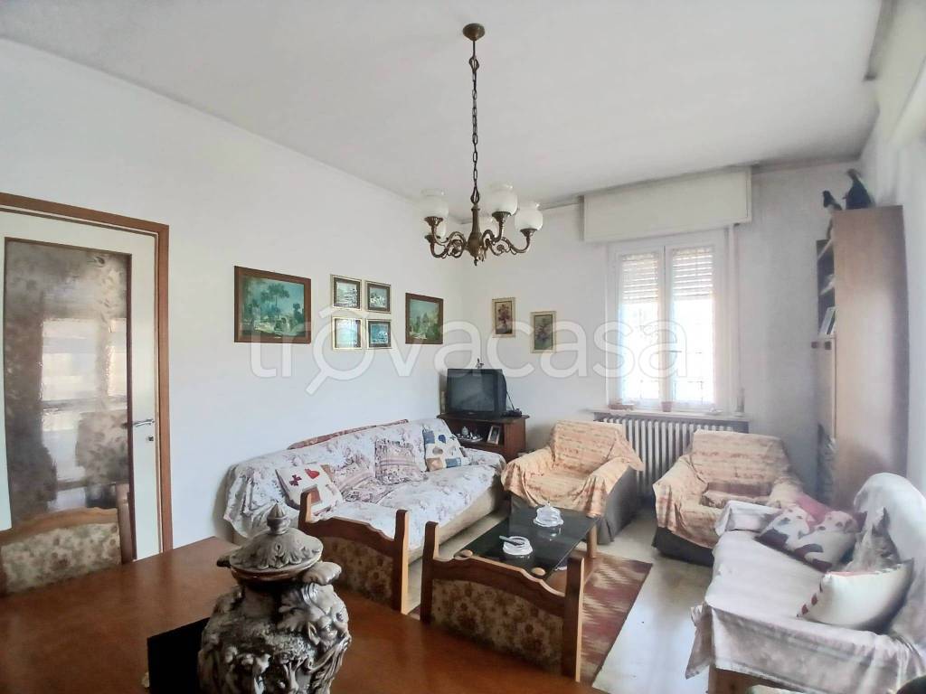 appartamento in vendita a Broni