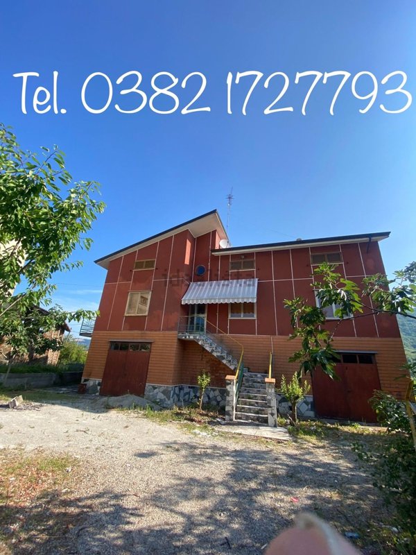 casa indipendente in vendita a Broni