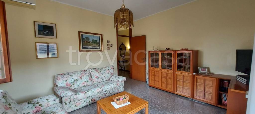 appartamento in vendita a Broni