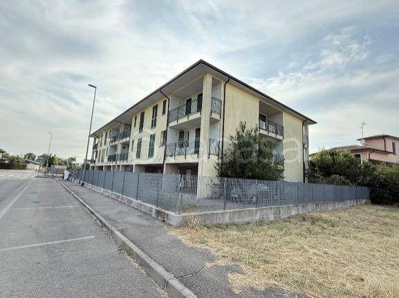 monolocale in vendita a Broni