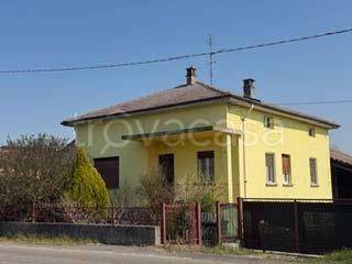 casa indipendente in vendita a Broni in zona Cassino Po