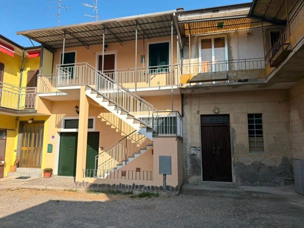 casa indipendente in vendita a Broni