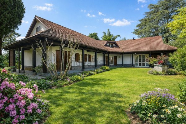 casa indipendente in vendita a Calvignano