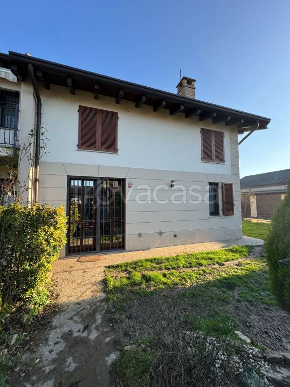 casa indipendente in vendita a Campospinoso Albaredo