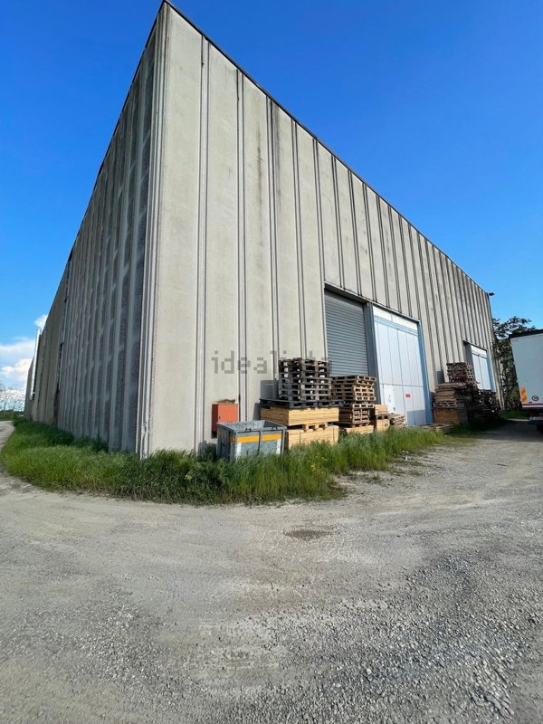 terreno edificabile a Campospinoso Albaredo in zona Albaredo Arnaboldi