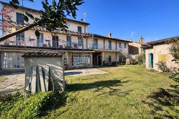 casa indipendente in vendita a Campospinoso Albaredo