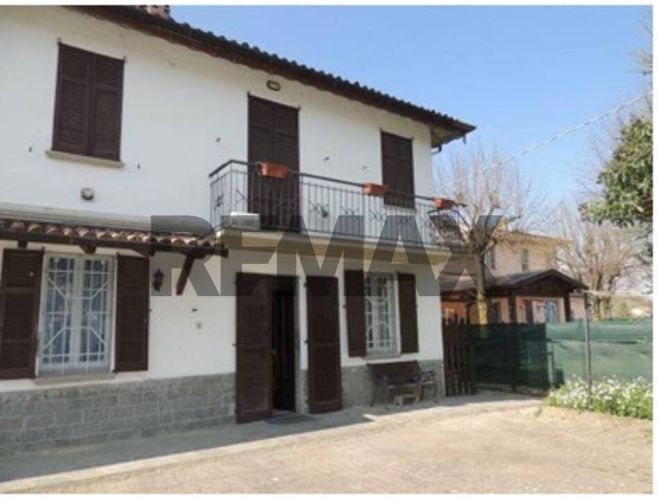 casa indipendente in vendita a Campospinoso Albaredo