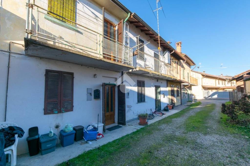 casa indipendente in vendita a Candia Lomellina