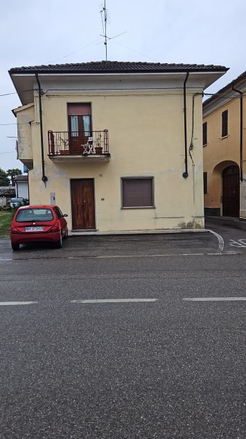 casa indipendente in vendita a Candia Lomellina