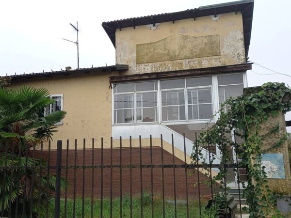 casa indipendente in vendita a Candia Lomellina
