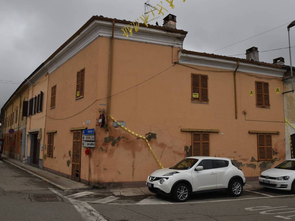 casa indipendente in vendita a Candia Lomellina