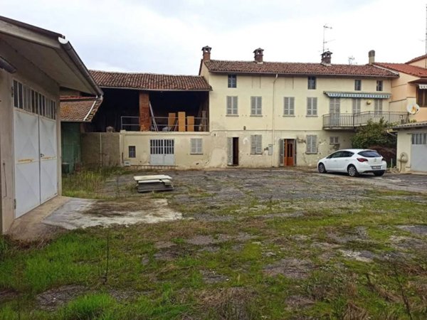casa indipendente in vendita a Candia Lomellina