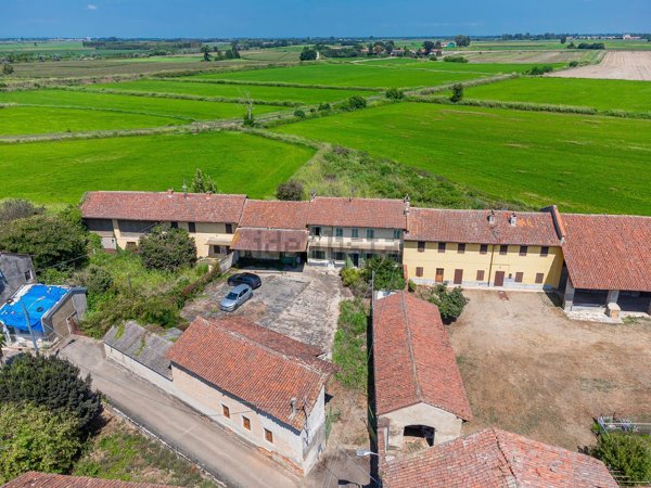 casale in vendita a Candia Lomellina