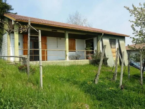 casa indipendente in vendita a Canneto Pavese in zona Beria