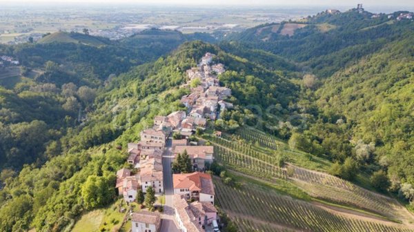 casa indipendente in vendita a Canneto Pavese