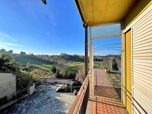 casa indipendente in vendita a Canneto Pavese