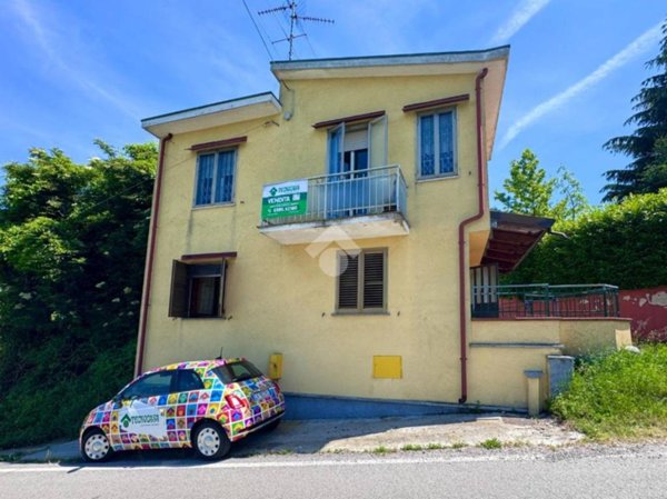 casa indipendente in vendita a Canneto Pavese