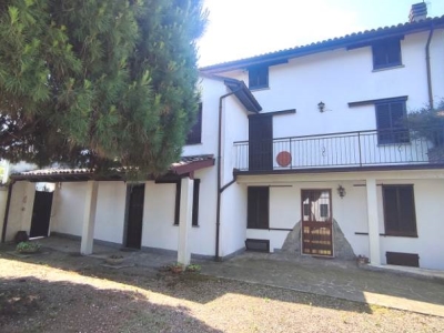 casa indipendente in vendita a Canneto Pavese