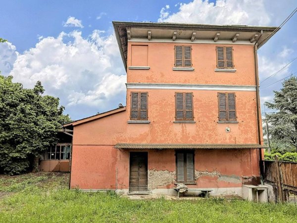 casa indipendente in vendita a Canneto Pavese in zona Vigalone