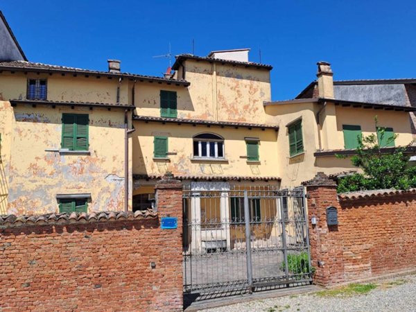 casa indipendente in vendita a Canneto Pavese