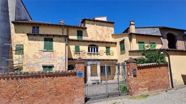 casa indipendente in vendita a Canneto Pavese