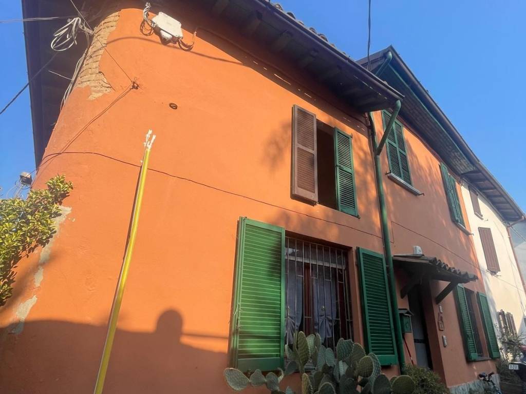 casa indipendente in vendita a Canneto Pavese