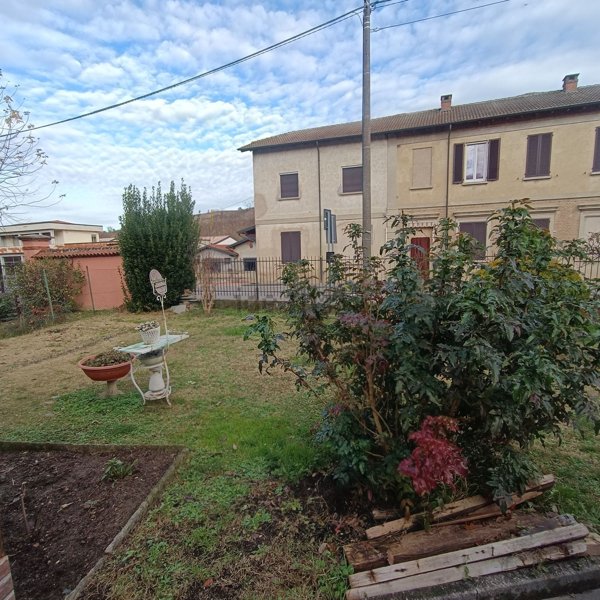 casa semindipendente in vendita a Canneto Pavese