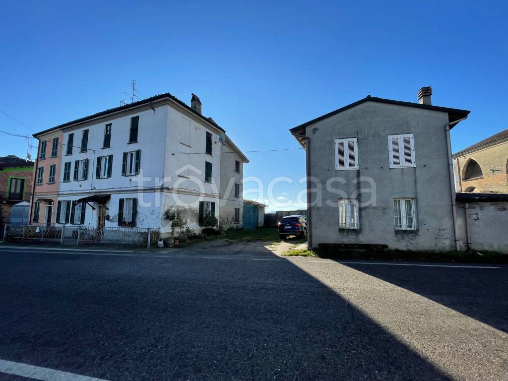 casa indipendente in vendita a Canneto Pavese
