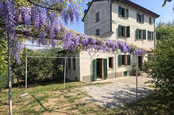 casa indipendente in vendita a Canneto Pavese
