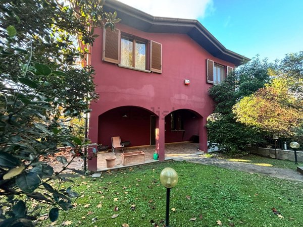 casa indipendente in vendita a Canneto Pavese