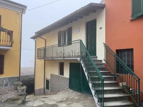 casa indipendente in vendita a Canneto Pavese