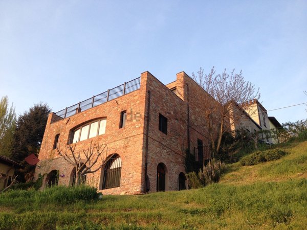 casa indipendente in vendita a Canneto Pavese