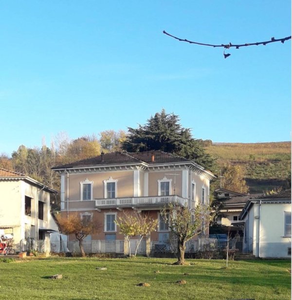casa indipendente in vendita a Canneto Pavese