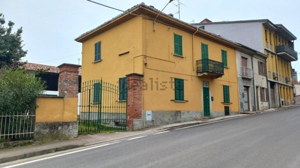 casa indipendente in vendita a Canneto Pavese
