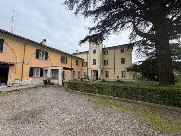 casa indipendente in vendita a Canneto Pavese