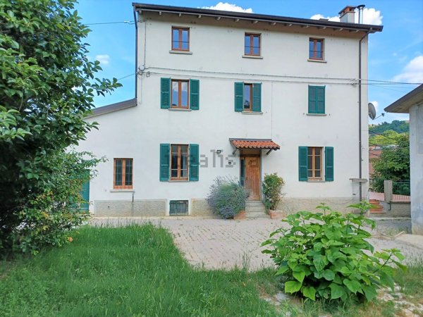 casa indipendente in vendita a Canneto Pavese in zona Vigalone