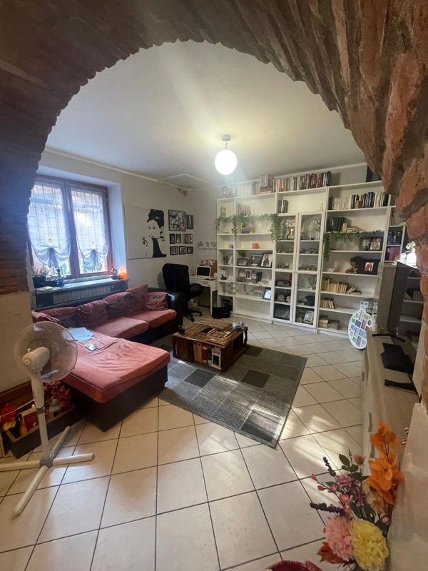 casa semindipendente in vendita a Canneto Pavese in zona Montù de' Gabbi