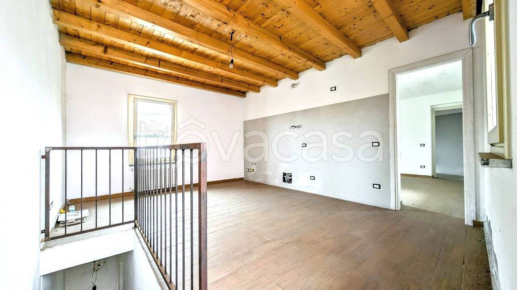 casa indipendente in vendita a Carbonara al Ticino