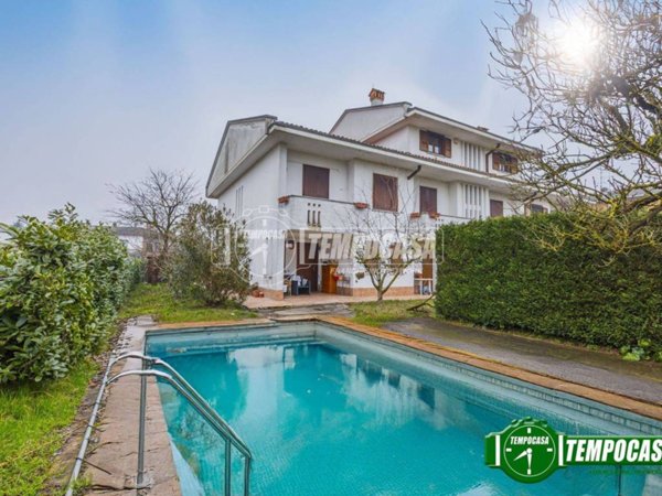 casa indipendente in vendita a Carbonara al Ticino