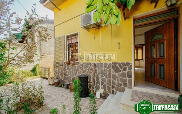 casa indipendente in vendita a Carbonara al Ticino