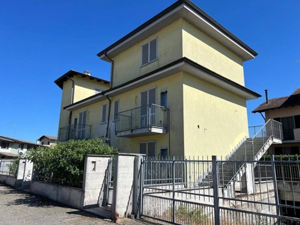 appartamento in vendita a Carbonara al Ticino